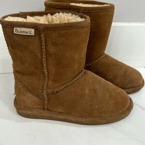 Bearpaw youth size 4 tan boots, used